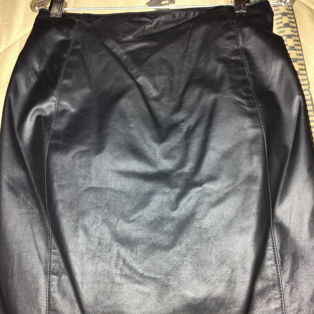 Women's Leather Skirt - Size 14
